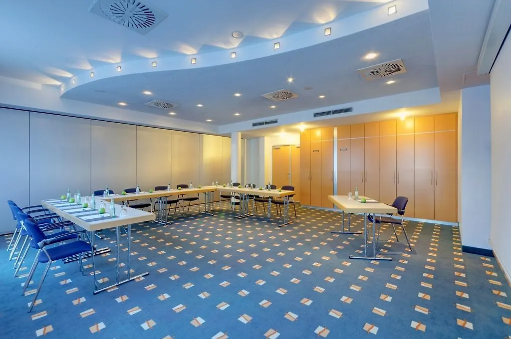 Four Ratingen Dusseldorf Airport Hotel
